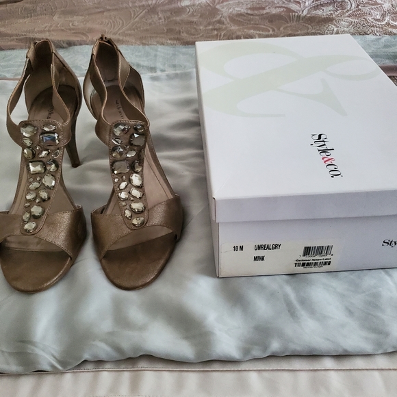 Style & Co. Shoes - Womens' shoes 🤎